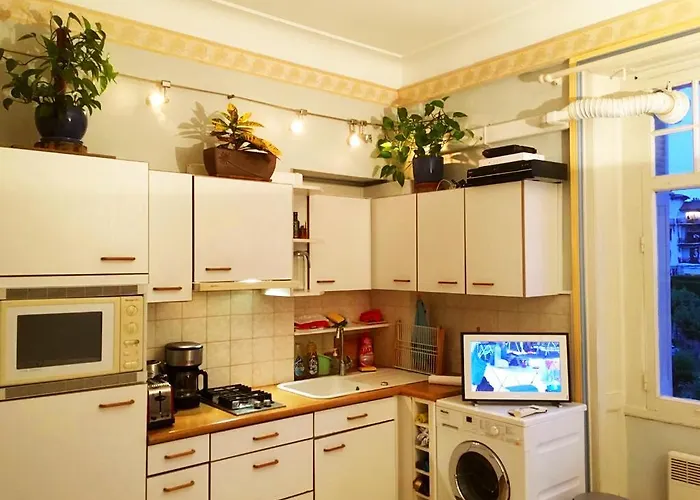 Apartament T2 A Pied De Sur Ancien Chic, Samedi A Samedi *