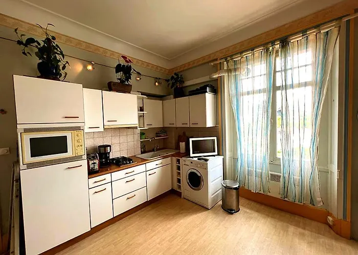 Apartament T2 A Pied De Sur Ancien Chic, Samedi A Samedi *