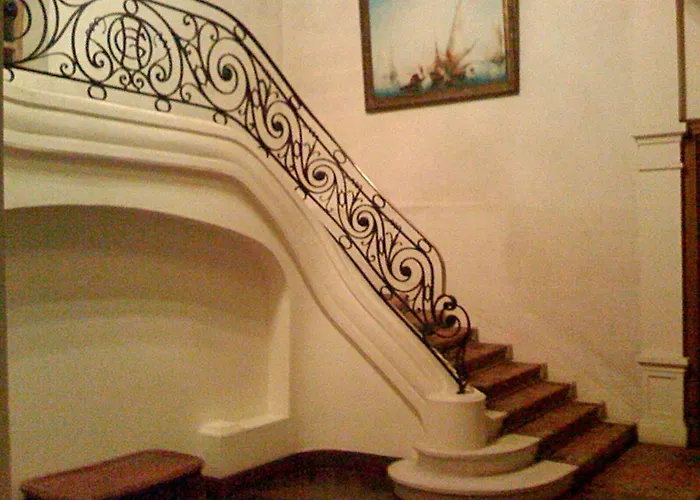 T2 A Pied De Sur Ancien Chic, Samedi A Samedi Apartament *