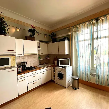 Апартаменты T2 A Pied De Sur Ancien Chic, Samedi A Samedi *